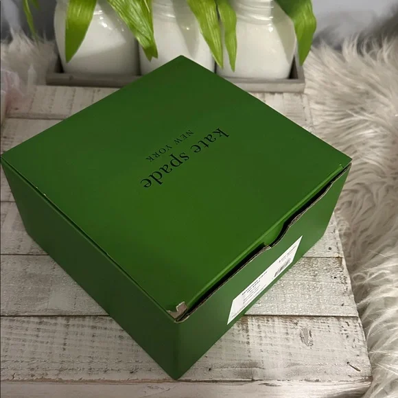 NIB Kate spade adventure stripe pet bowl - Picture 9 of 9